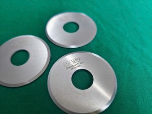 Dao cắt ống nhựa PVC